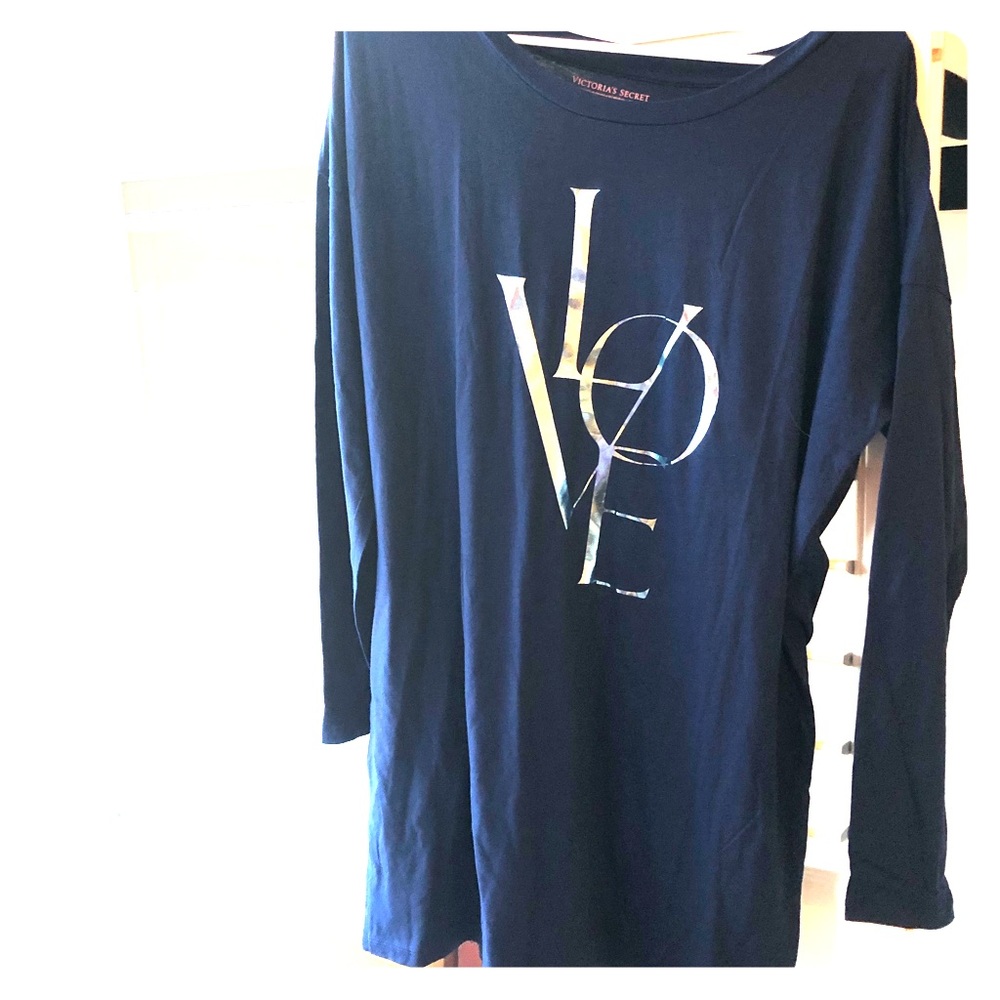 Super comfy VS sleep shirt!